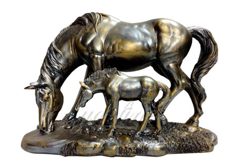 Factory small bronze eating grass standing horse sculptures for garden