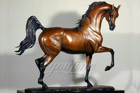 Handmade best quality hot sale bronze horse figurine for garden ornaments