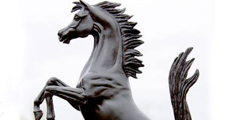 horse statue for decor